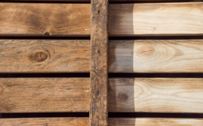 Wat is het verschil tussen een EPAL pallet en een standaard houten pallet
