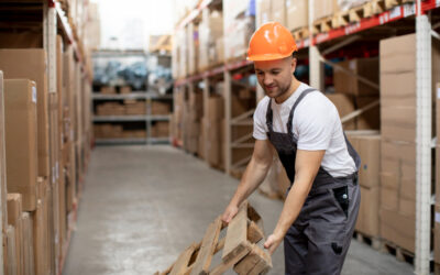 Pallets huren of kopen: wat is voordeliger voor jouw bedrijf